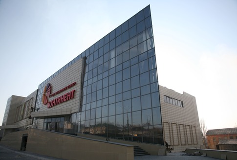 Остекление торгового центра в Московской области